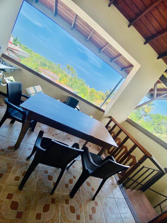 היקדואה Hikka Paradise Guest House מראה חיצוני תמונה