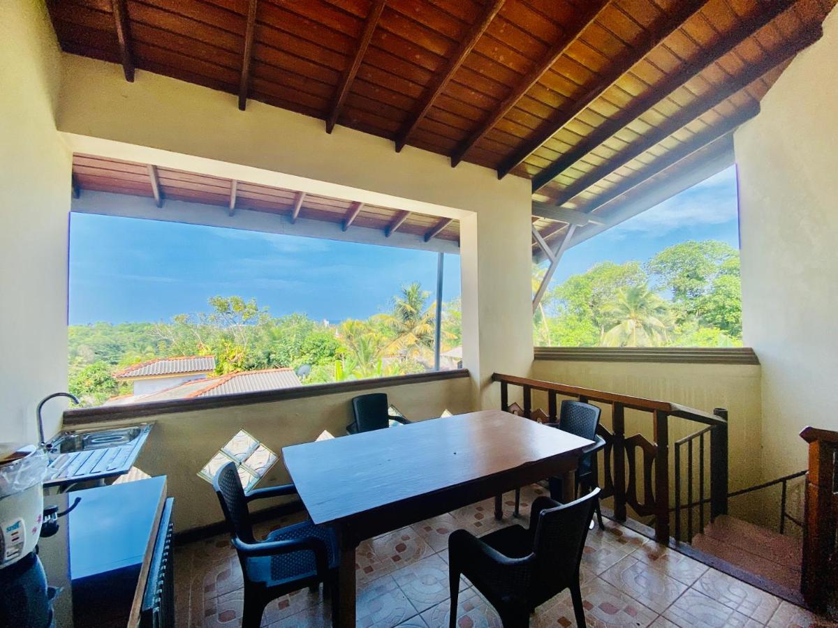 היקדואה Hikka Paradise Guest House מראה חיצוני תמונה