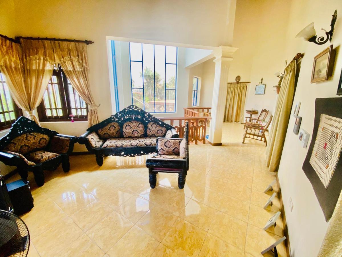 היקדואה Hikka Paradise Guest House מראה חיצוני תמונה
